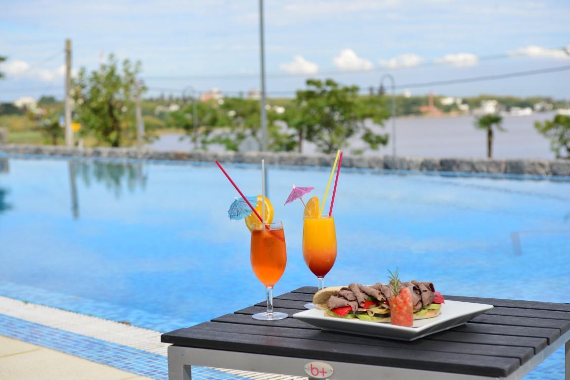 Real Colonia Hotel&Suites Colonia del Sacramento Exterior foto